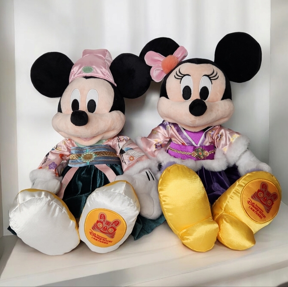 Disney Resort Shanghai Micky Minnie Mouse Set of 2 Lunar...